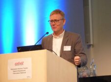 Olof Sundin speaking at the ASIS&T European Chapter event at HAW Hamburg